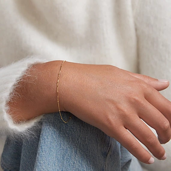 Delicate Box Chain Bracelet Adorned With Gold Beads